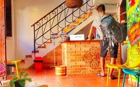 Fatima Hostel Santa Marta